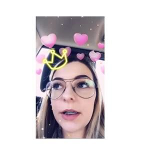 Meet your Posher, Caitlynn